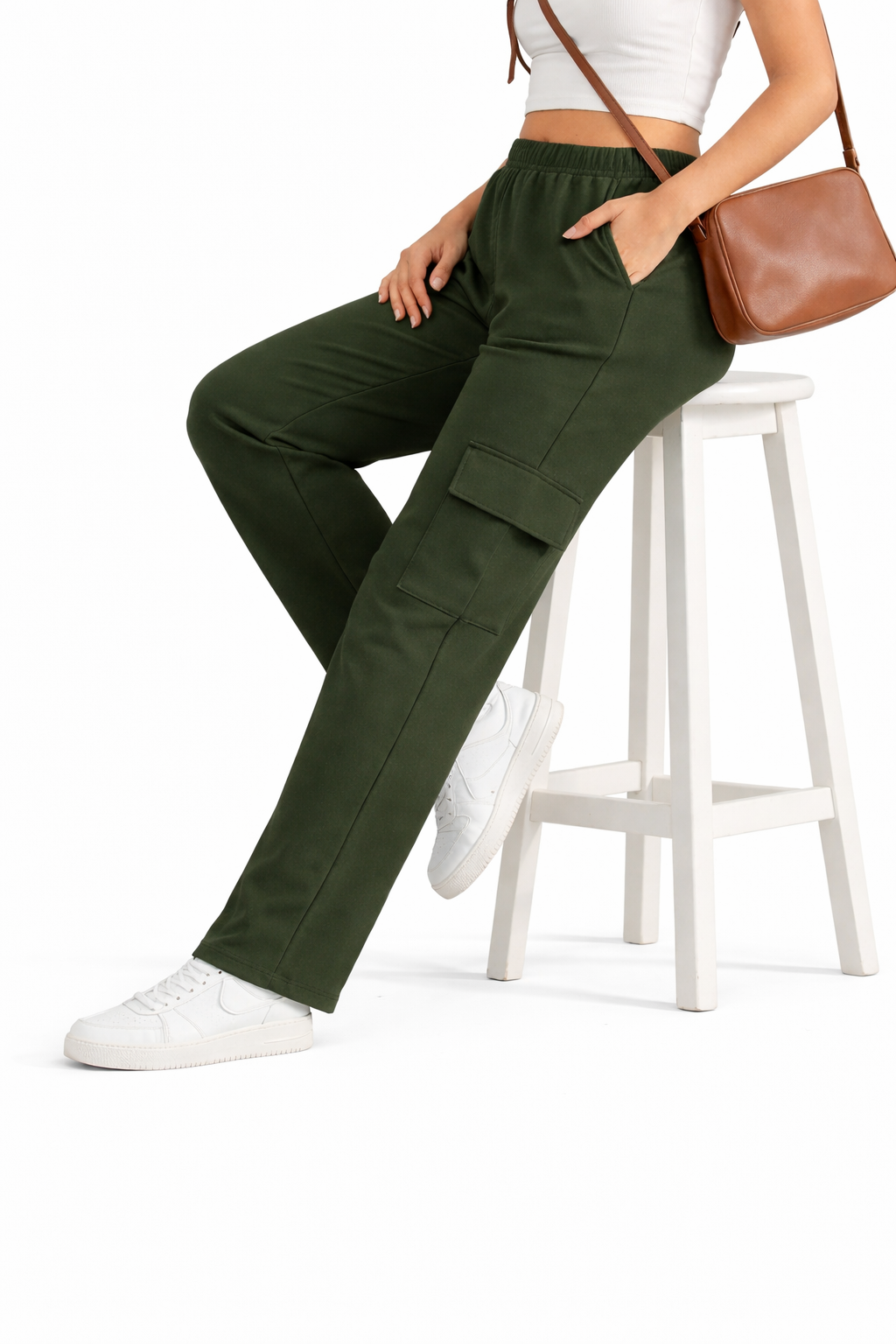 Wide-Leg Cargo Trousers - Olive