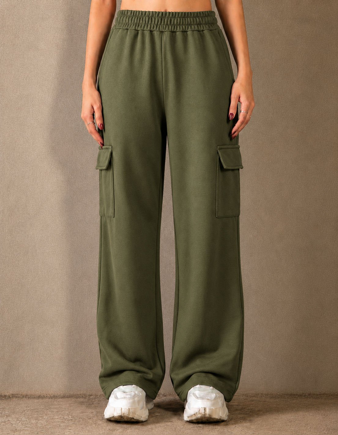 Wide-Leg Cargo Trousers - Olive